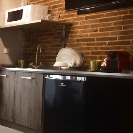 Appartement Jacuzzi Privatif : Urban Love Verneuil d'Avre et d'Iton Eksteriør billede