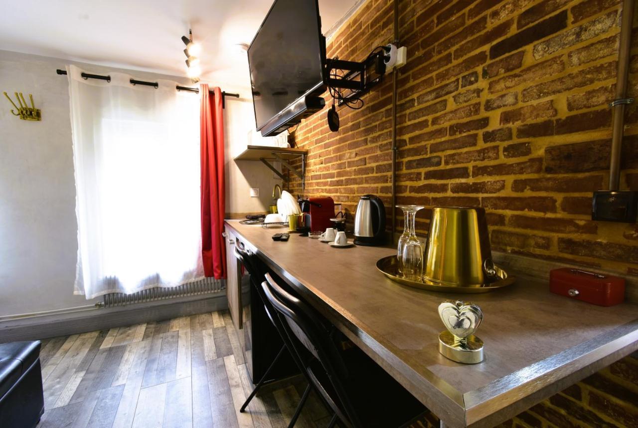 Appartement Jacuzzi Privatif : Urban Love Verneuil d'Avre et d'Iton Eksteriør billede